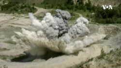 Поранешен припадник на американските Зелени беретки уништува мински полиња во Украина