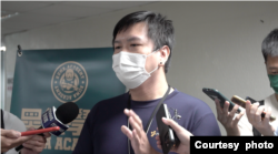 位於台北的吳卡羅參與黑熊學院所提供的救護訓練（美國之音特約記者譚嘉琪攝影）。