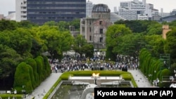 資料照：日本廣島和平公園。 2022年8月6日，人們在這個公園舉行原子彈襲擊77週年紀念活動。