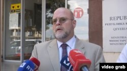 Džef Hovenijer, ambasador SAD na Kosovu