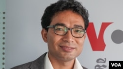 FILE - Yim Sinorn, former president of Cambodia National Rescue Party's Youth Movement in South Korea, gave an interview to VOA Khmer, in Phnom Penh, on September 15, 2022. (Khan Sokummono/VOA Khmer)