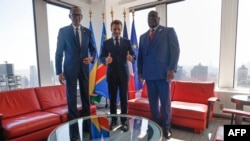 Rais wa Rwnda Paul Kagame (kushoto), Rais Emmanuel Macron wa Ufaransa (katikati) na Félix Tshisekedi (kulia) walipokutana katika umoja wa mataifa, New York, 21 Sept 2022