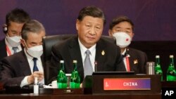 中国国家主席习近平在二十国集团印尼巴厘岛峰会上出席会议（2022年11月16日）