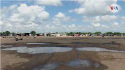 Antigua pista del aeropuerto de Maicao, en el departamento de la Guajira, ahora convertido en improvisada comunidad de migrantes venezolanos y locales. [Foto VOA]