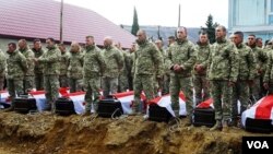 სოხუმში 1993 წლის 27 აგვისტოს დახვრეტილი ქართველი სამოქალაქო და სამხედრო პირების ნეშტების დაკრძალვა. თბილისი, დიღმის ძმათა სასაფლაო, 17.10.2017