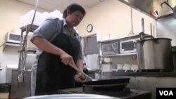 Merry Istiowati, pemilik restoran Merry's House of Chicken