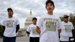 El pedido de los 20 procuradores ocurrió después de que otros 10 procuradores estatales instaran al presidente a cancelar DACA.