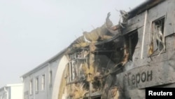 Зруйнована будівля в результаті атаки дронів по місту Єлабуга, Татарстан, Росія, 2 квітня 2024 року. Фото REUTERS