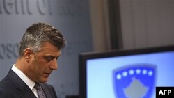 Premijer Kosova, Hašim Tači na konferenciji za novinare povodom optužbi da je bio umešan u trgovinu organima, 16. decembar 2010.