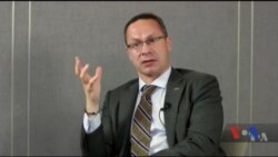 Не тільки продовжувати, але і посилювати санкції проти Росії закликали литовські парламентарі у Вашингтоні. Відео