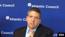 前美國國防部東亞事務副助理部長鄧志強（Abraham Denmark，美國之音鐘辰芳拍攝）