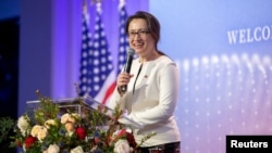 ཨ་མི་རི་ཀར་བཅའ་སྡོད་ཐེ་ཝན་གྱི་གཞུང་ཚབ་པ་ཟུར་པ་ཞའོ་མེ་ཆིང་