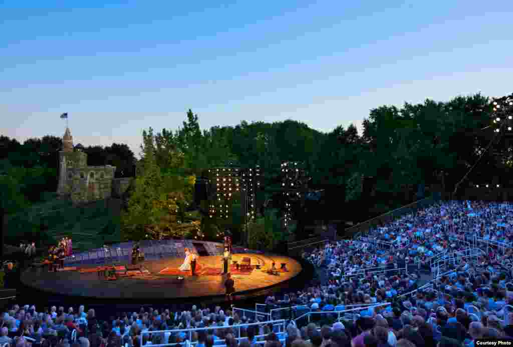 The Delacorte Theater. (Photo: Joseph Moran)