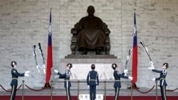 타이완 타이베이시 중정기념당에 설치돼 있는 장제스 전 총통 동상.