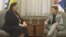 ARHIVA: Ambasadorka BiH u Srbiji Aida Smajić sa premijerkom Srbije Anom Brnabić, novembar 2019. (Foto: RSE/Sonja Gočanin) 