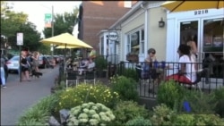 Ціла громада у місті Александрія у штаті Вірджинія повстала проти ненависницьних постерів й закликів до нетерпимості. Відео