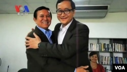 លោក​កឹម សុខា​អនុប្រធាន​គណបក្ស​សង្គ្រោះជាតិ​ និងលោក​សម រង្ស៊ី​ប្រធាន​គណបក្ស​សង្គ្រោះ​ជាតិ​