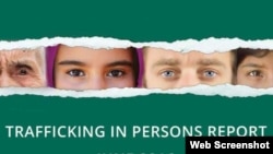 ​របាយការណ៍​ស្តីពី​ការប្រឆាំង​នឹង​ការ​ជួញដូរ​មនុស្ស​របស់​ក្រសួងការបរទេសសហរដ្ឋ​អាមេរិក​ដែល​ចេញផ្សាយ​នៅថ្ងៃ​អង្គារនេះ​បញ្ជាក់​ថា ​ការជួញដូរកម្លាំងពលកម្ម​ជនជាតិ​ខ្មែរ​នៅ​បរទេស​នៅ​បន្ត​មាន​ដោយសារ​តែ​មន្ត្រី​ការងារមិន​បាន​ត្រួតពិនិត្យ​ទីភ្នាក់ងារ​​ជ្រើសរើសពលករឱ្យ​បាន​ដិតដល់​ហើយ​ដោយសារតែទីភ្នាក់ងារ​ទាំងនោះ​លក់សិទ្ធិ​បន្ត​ទៅឱ្យ​មេខ្យល់​ជាដើម។