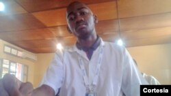 Estudante Antunes Prata, Angola