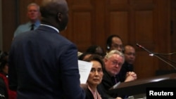 ICJ မှာ ဂမ်ဘီယာက မြန်မာနိုင်ငံအပေါ် တရားစွဲဆိုထားမှုအပေါ် ကြားနာနေမှုမြင်ကွင်း။ (ဒီဇင်ဘာ ၁၀ ၊ ၂၀၁၉)
