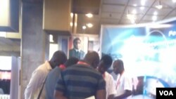 Abantu baze ngobunengi embukisweni owe E-Tech Expo walonyaka