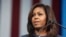 New Hampshire'da Hillary Clinton kampanyasında konuşan Michelle Obama