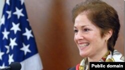 Марі Йованович, посол США в Україні