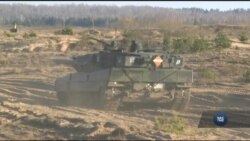 Як на кордонах ЄС брязкають зброєю, аби унеможливити агресію з боку Росії. Відео