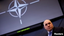 ཨི་ཊ་ལིའི་རྒྱལ་སྲུང་བློན་ཆེན་གྷི་ཏོ་ཀ་རོ་སེ་ཏོས་