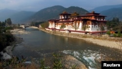 FILE - The former administrative centre of Punakha Dzong, one of Bhutan's largest buildings, is seen in Punakha, Bhutan, March 13, 2011. (REUTERS/Michael Smith)