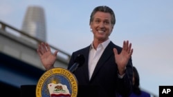Newsom es conocido por sus políticas contra el cambio climático en California.