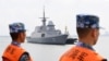 Kapal Angkatan Laut Singapura tiba di pelabuhan militer China di Zhanjiang, di Provinsi Guangdong, China, 21 Oktober 2018. (Foto: AFP)
