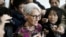 រូបឯកសារ៖ អ្នកស្រី Wendy Sherman ដែល​បច្ចុប្បន្ន​ជា​អនុរដ្ឋមន្ត្រី​ក្រសួង​ការបរទេស​សហរដ្ឋ​អាមេរិក ថ្លែង​ទៅ​កាន់​អ្នក​កាសែត បន្ទាប់​ពី​អ្នកស្រី​ជួប​ជាមួយ​នឹង​រដ្ឋមន្ត្រី​ការបរទេស​កូរ៉េខាងត្បូង លោកYun Byung-se នៅ​ទីក្រុង​សេអ៊ូល ប្រទេស​កូរ៉េខាងត្បូង ថ្ងៃទី២៩ ខែ​មករា ឆ្នាំ២០១៥។ 