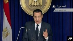 Bivši egipatski predsednik Hosni Mubarak tokom obraćanja naciji na televiziji 10. februara 2011.