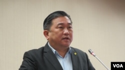 ཐེ་ཝན་གྱི་གཞུང་འཛིན་དམངས་གཙོ་ཡར་ཐོན་ཚོགས་པའི་གྲོས་ཚོགས་འཐུས་མི་ཝང་ཏིང་ཡུའི་