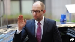 Ukraina muvaqqat bosh vaziri Arseniy Yatsenyuk