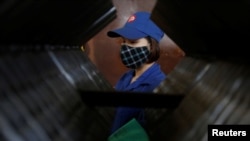 Vyetnam fabrikalarida