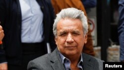 El presidente de Ecuador, Lenín Moreno, en visita al área de las protestas ocurridas en el país en octubre de 2019.