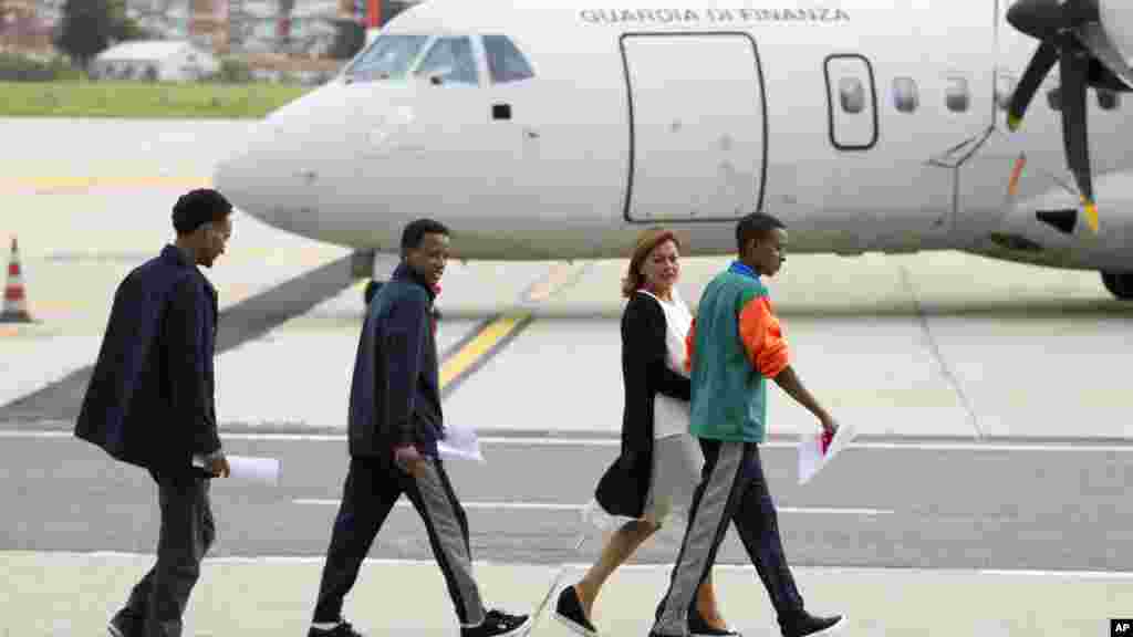 19 ኤርትራዊያን አምስት ሴቶችን ጨምሮ ከሮም ወደ ስዊድን ሀገር ሲሸኙ