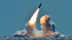 ཨ་རིས་རྒྱ་ནག་ལ་ཁ་གཏད་ཆེད་དུ་དམག་གྲུ་གཏོར་རྒོལ་གྱི་གོ་མཚོན་བཟོ་བསྐྲུན། 