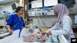 „Лекари за човекови права“ велат дека Израел ги доведува во опасност пациентите испраќајќи ги во воена зона