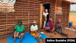 Mulheres deslocadas devido à guerra em Cabo Delgado, Moçambique 11 de Novembro de 2021