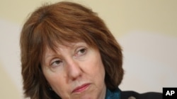 Catherine Ashton a appellé les autorités du Bangladesh à s’assurer que les usines du pays respectent les normes internationales de travail