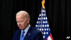 Presiden AS Joe Biden hadir dalam sebuah acara di Nantucket, Massachussets, pada 26 November 2023. (Foto: AP/Stephanie Scarbrough)