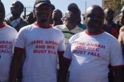 Protesters rally against Jane Ansah in a street march in Malawi's capital, Lilongwe. (Lameck Masina/VOA)