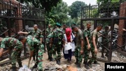 Падот на владата на премиерката Хасина претставува предизвик за Њу Делхи, која имаше силни врски со Дака.