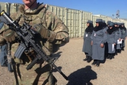 Afg'on politsiyasi safidagi ayollar, 2012