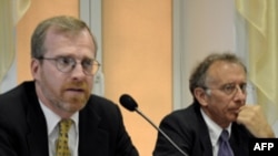 Девід Креймер представляє звіт Дому Свободи у Києві