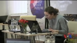 Українці хочуть знати, куди йдуть їхні гроші. Відео