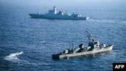 지난 2016년 5월 중국 해군함들이 남중국해 파라셀군도(중국명 시사군도)에서 기동훈련을 했다. 